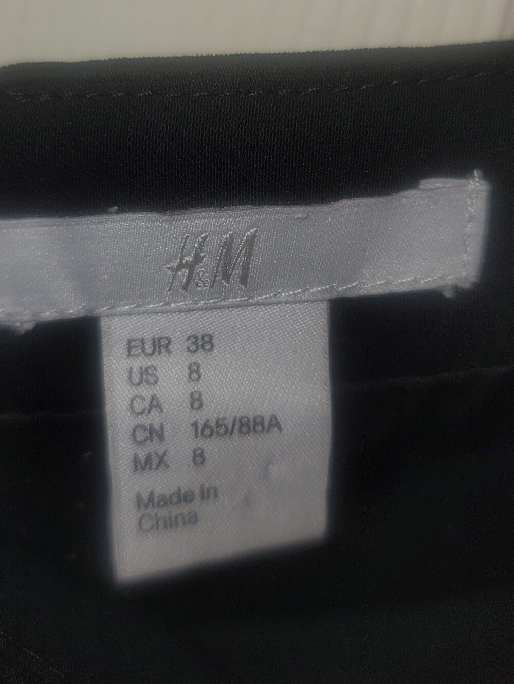 H&M Little Black Dress Sleeveless Fit & Flare A-Line Skater Cocktail Dress Sz 8 - Picture 3 of 6